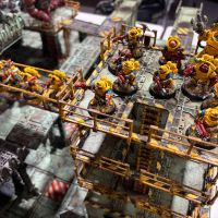 Wallace et sa table Necromunda