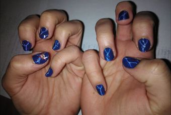 Freg donne dans le nail art